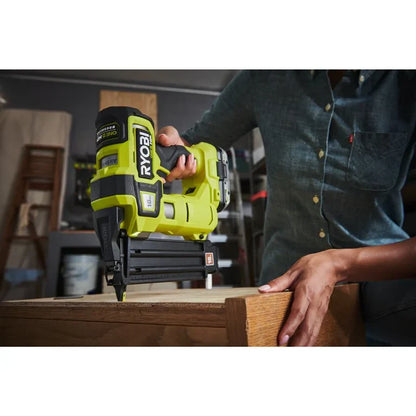 ONE+™ 18V HP Brushless 18G Accu Tacker (Inclusief. accu)